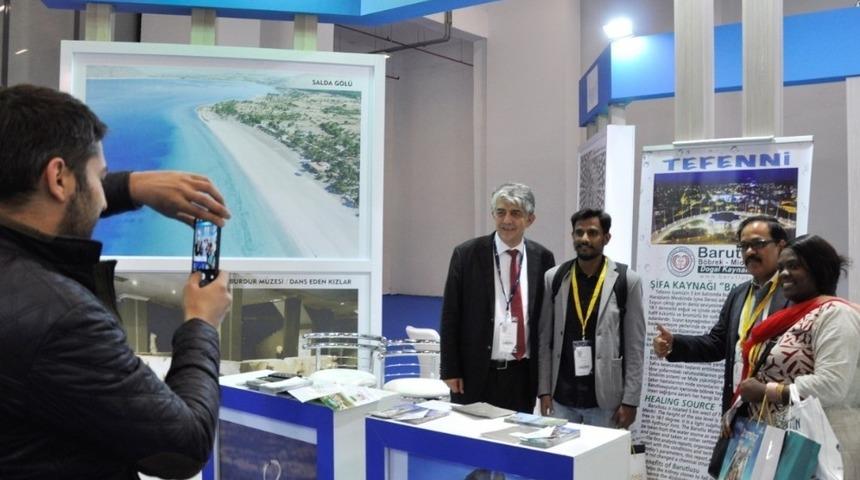 G&uuml;l ve lavanta kokulu turizm tanıtımı