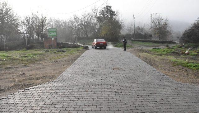 Nazilli Belediyesi Kasım ayında 15 bin metrekare köy yolunu yeniledi