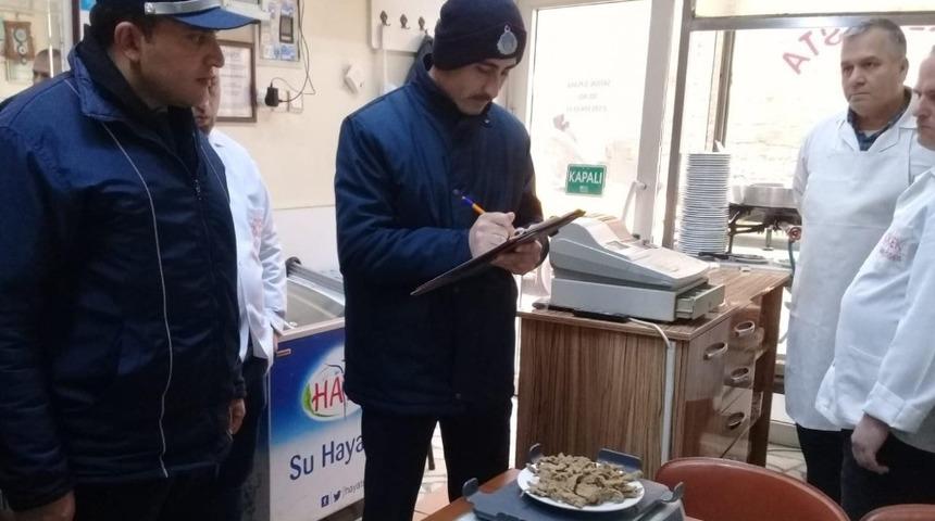 Zabıtadan fiyat ve gramaj denetimi