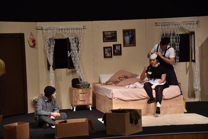 Bozüyük’te “Son gün” oyunu sahnelendi G4