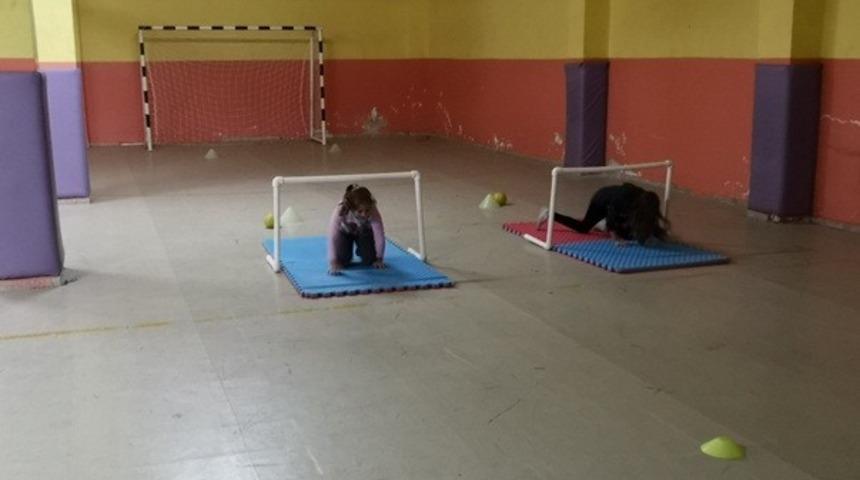 K&uuml;tahya&rsquo;da IAAF &Ccedil;ocuk Atletizm kursu