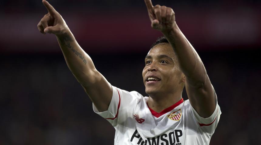 Sevilla'nın yıldızı Luis Muriel'i Beşiktaş'a önerdiler
