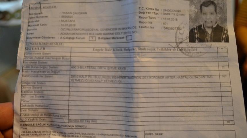 Yaşlı adam kalp pili bekliyor