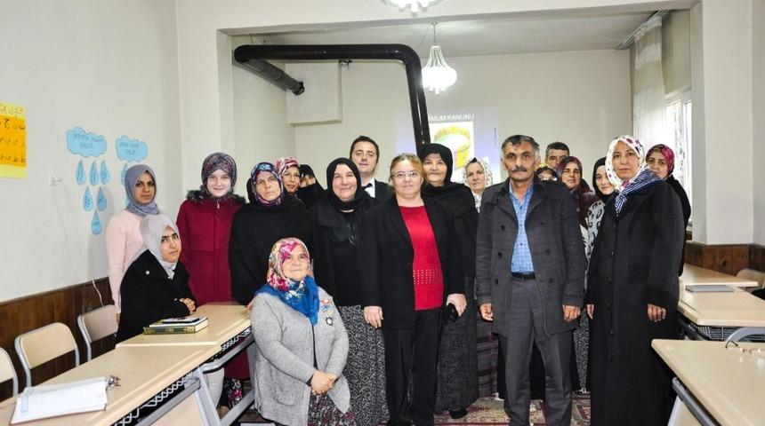 İn&ouml;n&uuml;&rsquo;de kadın kursiyerlere &ldquo;Tıbbi ve Aromatik Bitkiler Yetiştiriciliği&rdquo; kursu