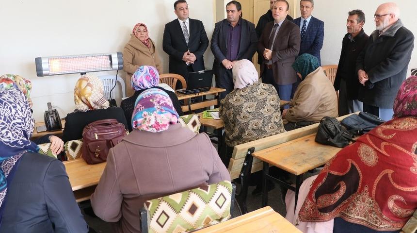 Aksaray&rsquo;da kadın &uuml;reticiler eğitimde