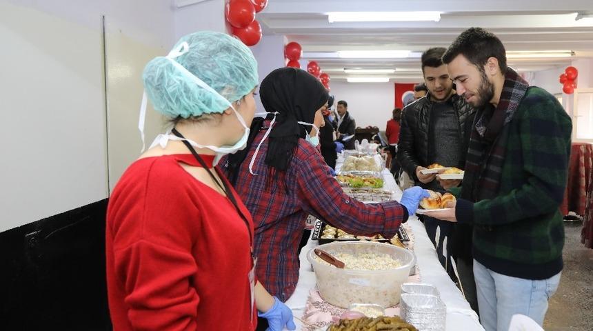 Kayseri &Uuml;niversitesi Meslek Y&uuml;ksekokulunda kermes d&uuml;zenlendi