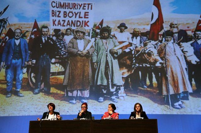 Gaziantep’te kadın ve siyaset paneli