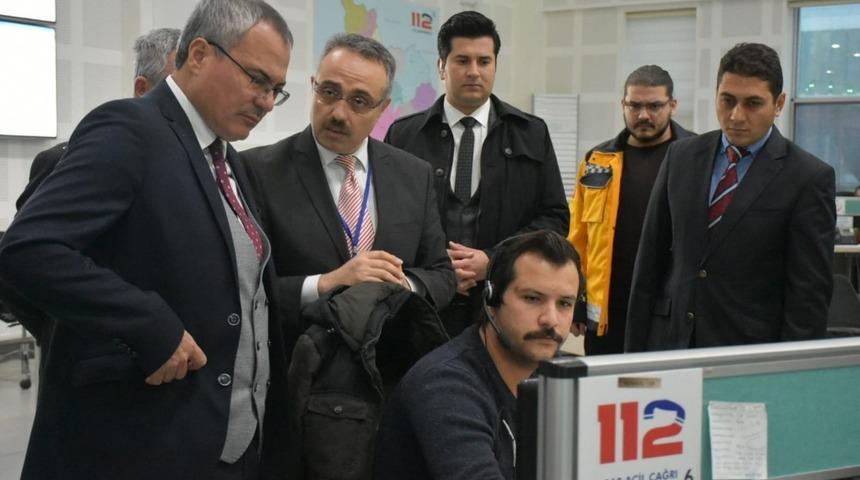 Vali Deniz, 112 Acil Çağrı Merkezinde brifing aldı