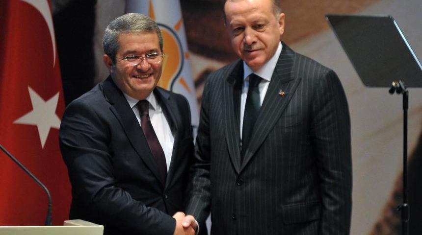 AK Parti'nin b&uuml;y&uuml;kşehir adayı Necdet Takva'nın yıllar &ouml;nceki paylaşımı olay yarattı