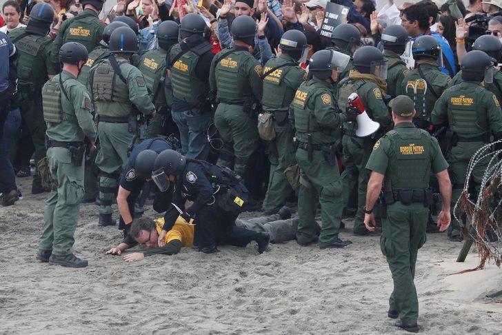 ABD Meksika sınırında gerginlik devam ediyor G1