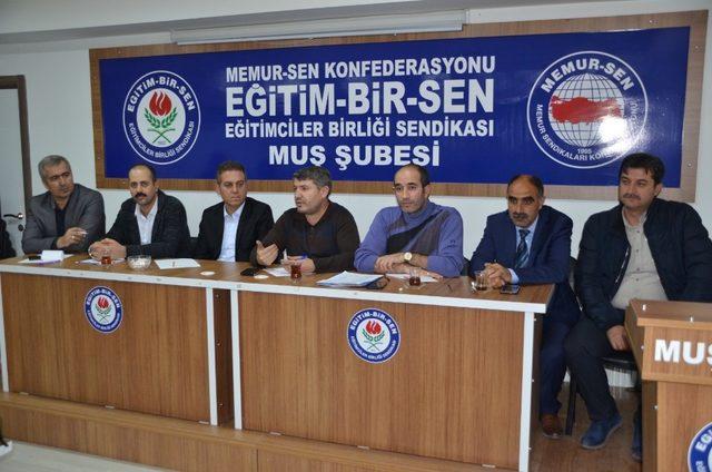 Eğitim-Bir-Sen Muş 2 Nolu Şubesi ilk divan toplantısını gerçekleştirdi