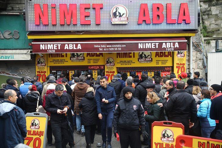 Büyük ikramiye için yılbaşı biletlerine yoğun ilgi G5