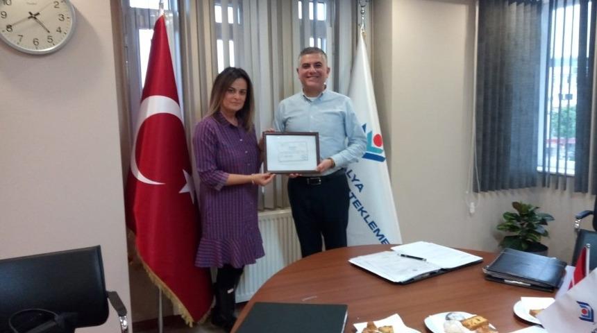 Gastronomi Birliği Derneği&rsquo;nden A&Uuml; Destekleme Vakfı&rsquo;na destek