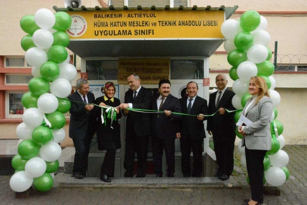 Montessori eğitimi i&ccedil;in at&ouml;lyeler a&ccedil;ıldı.