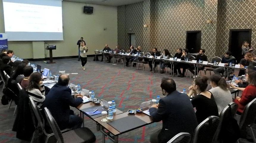 Çeşme’de “Mülteci Hakları için Medya ve Sivil Toplum İş Birliği” toplantısı