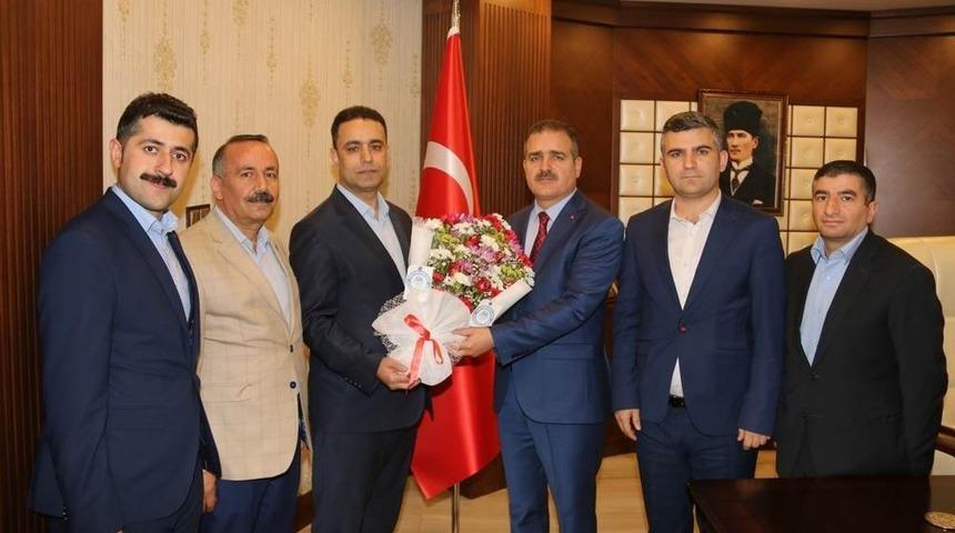 Eğitim-Bir-Sen&rsquo;den Vali Akbıyık&rsquo;a ziyaret