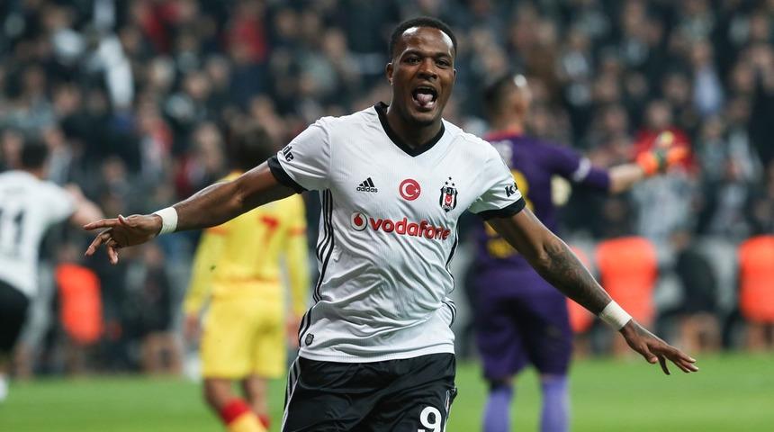 Adil Gevrek: Hocamız isterse Cyle Larin için girişimde bulunuruz