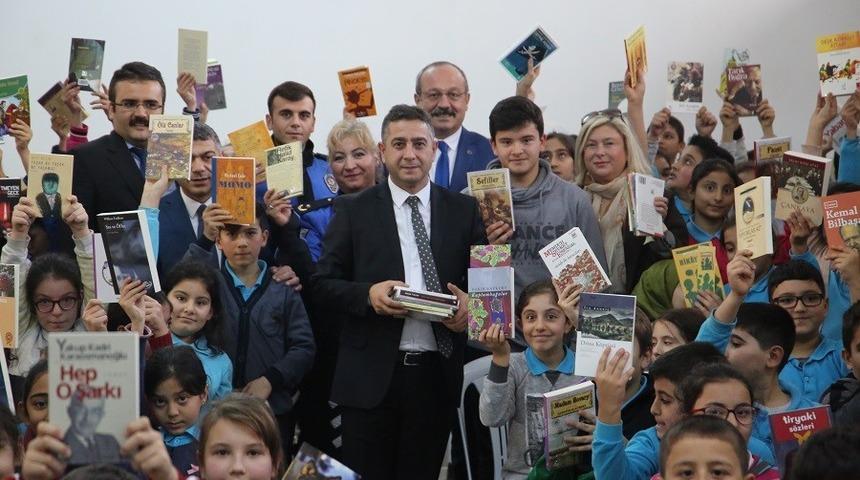 Emniyetten eğitime destek