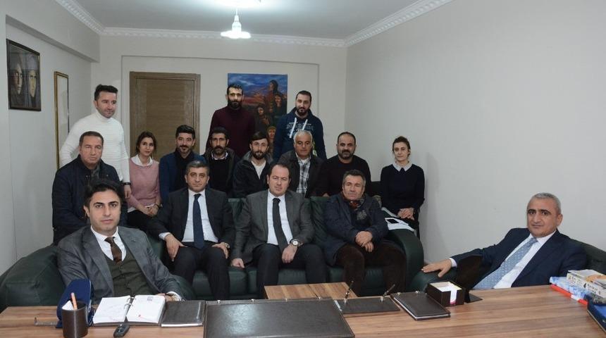 M&uuml;d&uuml;r G&uuml;r&rsquo;den Reng-i Hakkari&rsquo;ye ziyaret