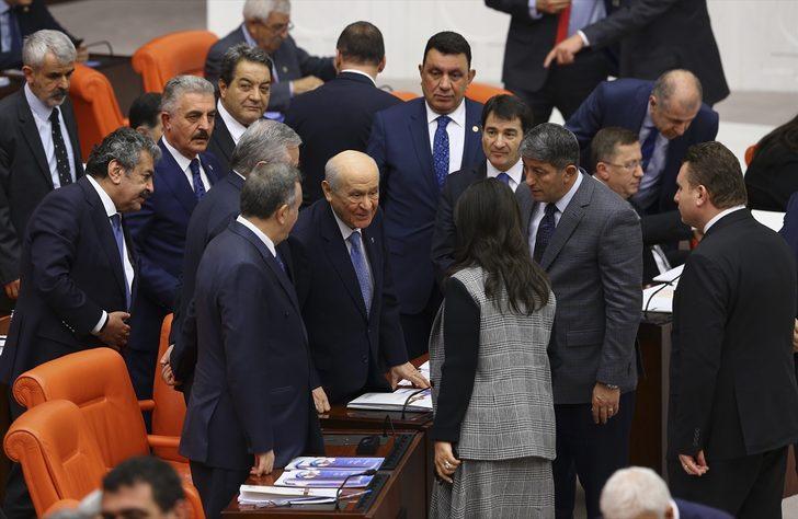 Bahçeli için olay yorum: HDP oylarına şirin görünmeye çalışıyor