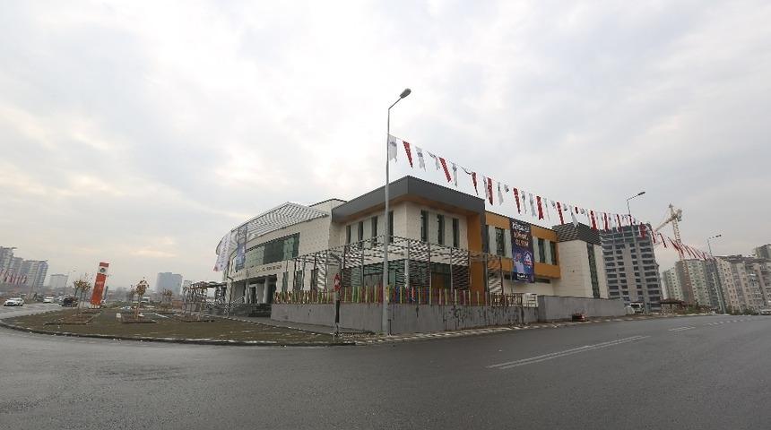 KAYMEK kent merkezindeki 16&rsquo;ncı kurs merkezinde kayıtlarına başladı