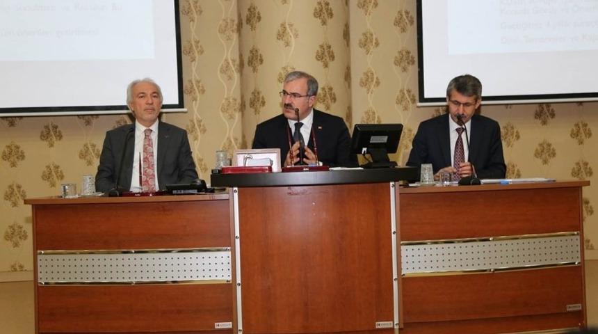 Vali &Ouml;mer Toraman: &Uuml;niversite ve sanayi iş birliği &ccedil;ok &ouml;nemli