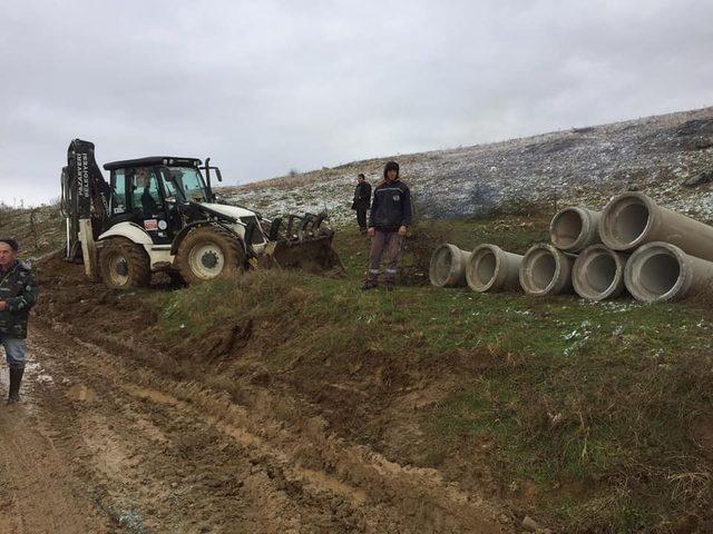 Başkan Yalçın yol çalışmalarını yerinde inceledi