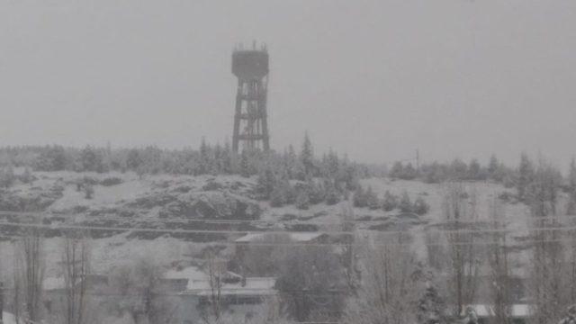 Afyonkarahisar’ın İscehisar ilçesinde kar yağışı başladı