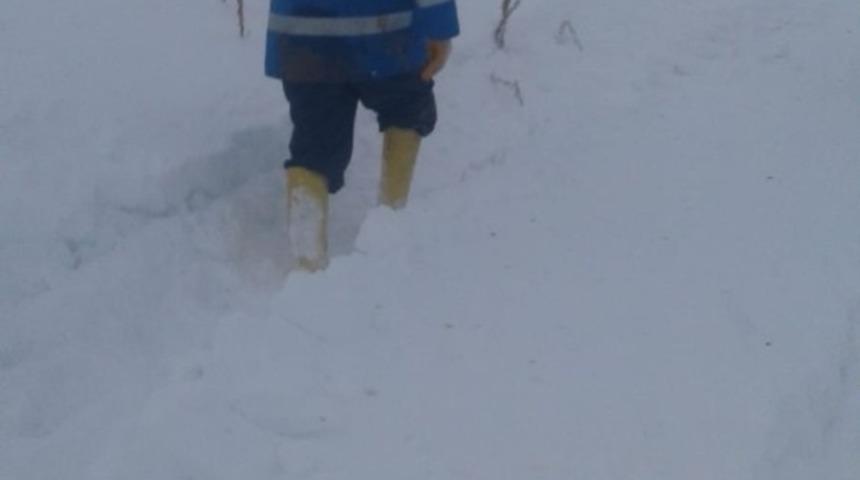 VASKİ ekiplerinin kar ve tipiyle mücadelesi