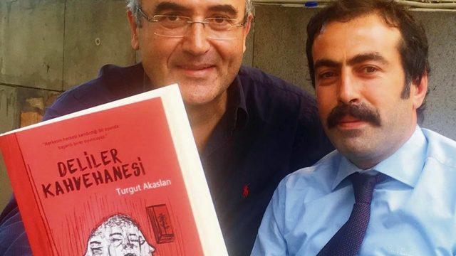 Akaslan’dan iddialı bir roman: “Deliler Kahvehanesi”