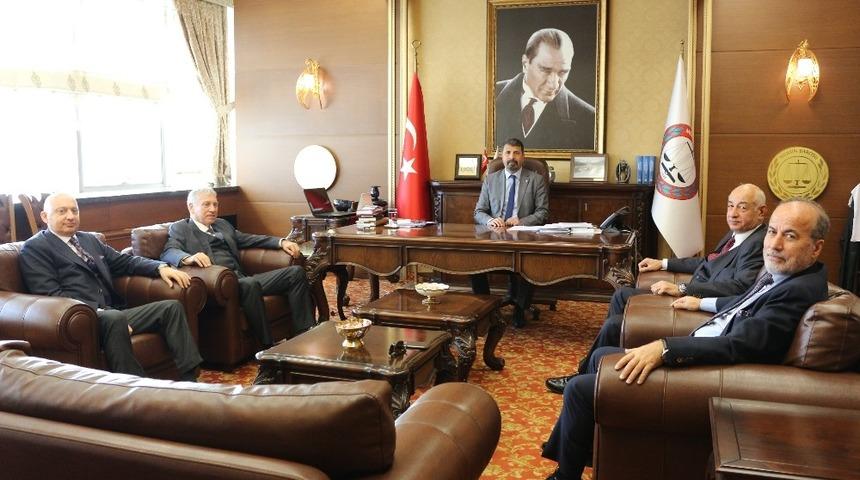 Yeşilboğaz: "Yeniden ayağa kalkmak için acil eylem planı yapılmalı"