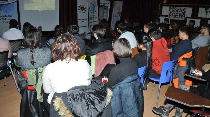 Film G&uuml;nleri b&uuml;y&uuml;k ilgi g&ouml;rd&uuml;