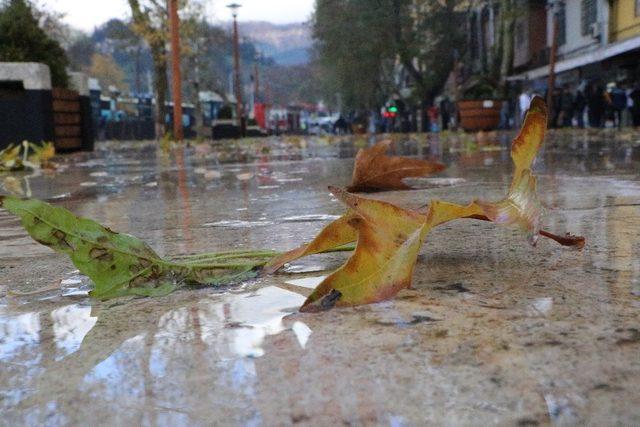 Kahramanmaraş’ta yağışlı etkili oluyor