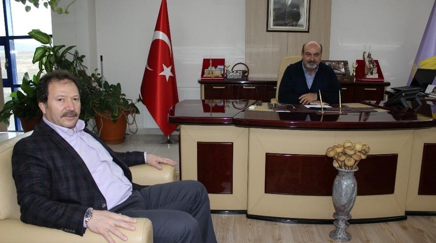 Ankarag&uuml;c&uuml; Kul&uuml;p Başkanı ve Ankara ESOB Başkanı Mehmet Yiğiner&rsquo;den Konak&rsquo;a ziyaret