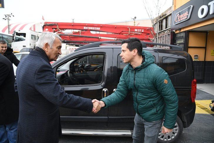 Başkan Günaydın’dan esnaf ziyaretleri G4