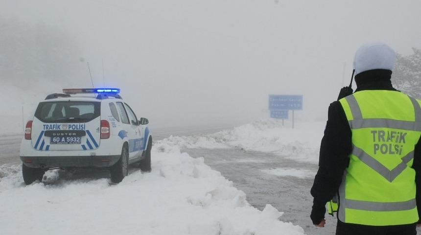 Tokat-Sivas karayolunda "buzlanma" uyarısı