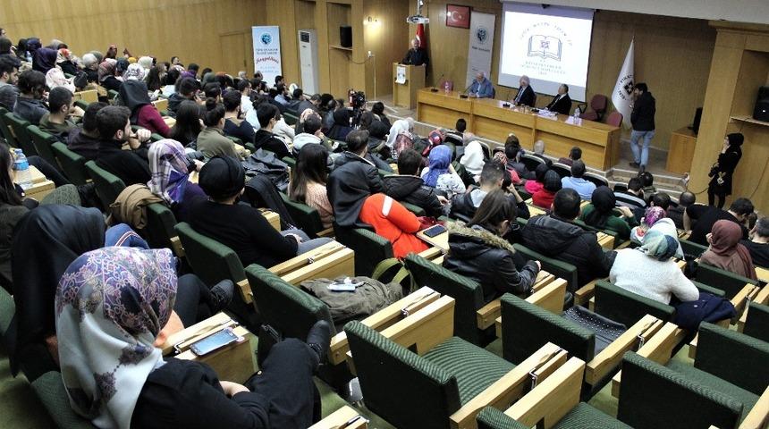 Elazığ&rsquo;da, &lsquo;Okur-Yazar&rsquo; buluşması