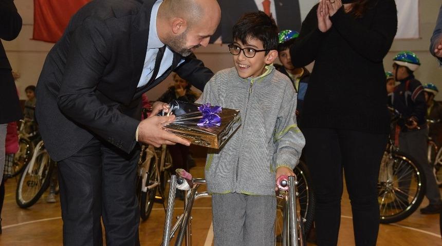 İzmit&rsquo;te bisikletsiz &ouml;ğrenci kalmıyor