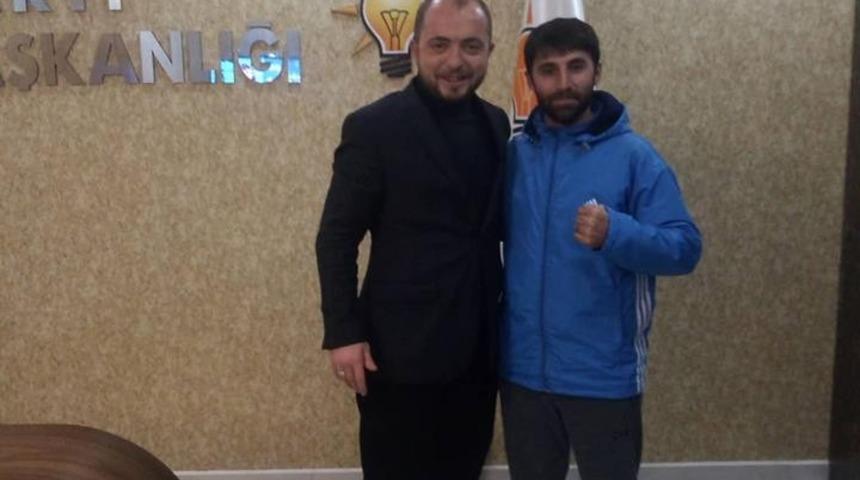 AK Parti İl Başkanı Karabıyık, başarılı sporcuları ağırladı