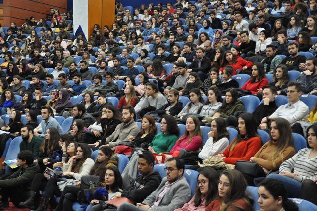 Oktay Kaynarca: Dünyada yaşarken helvası dağıtılan ilk aktörümdür herhalde