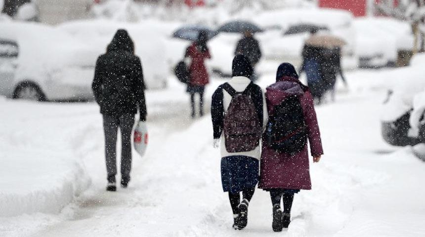 BUGÜN okullar tatil mi? 15 Mart 2023 okul var mı, yok mu? Valilik açıkladı!