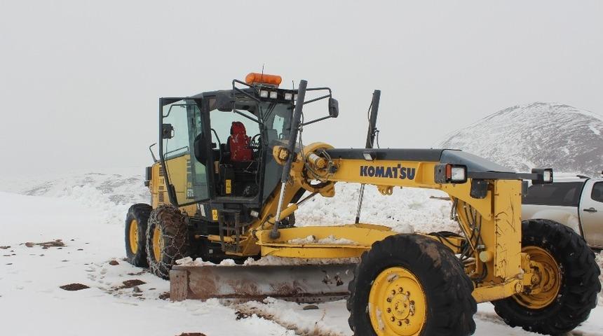 Ağrı&rsquo;da 80 k&ouml;y yolu ulaşıma kapandı