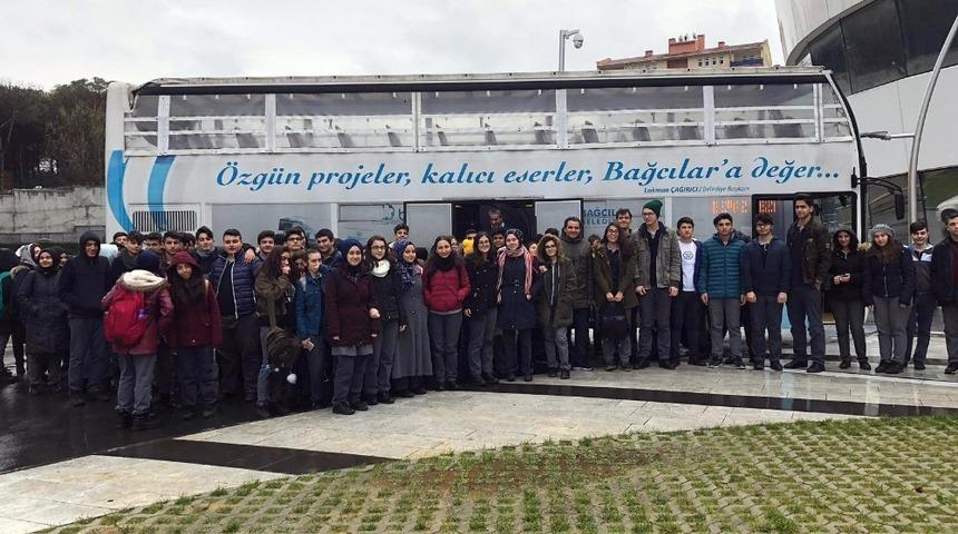 Liseli &ouml;ğrenciler &uuml;niversitelerini se&ccedil;iyor