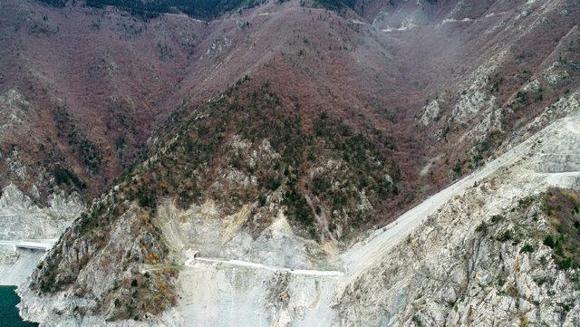 İlçenin taşınacağı yeni yerleşim yerine tünellerle ulaşılacak