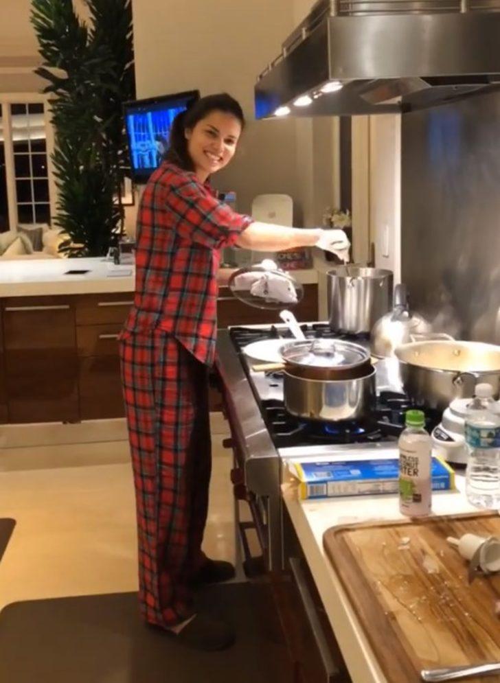 Emina Jahovic ev halini paylaştı G2