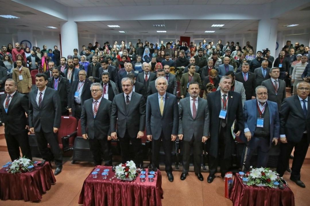 K&uuml;tahya&rsquo;da &rsquo;Sultan II. Abd&uuml;lhamid ve T&uuml;rk-Arap İlişkileri&rsquo; konulu sempozyum