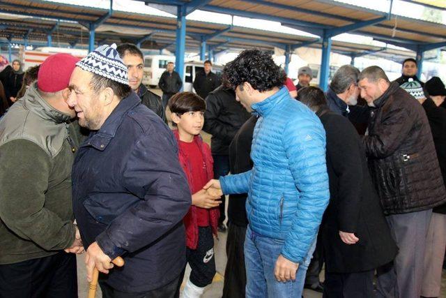 Osmaneli’nde kutsal topraklara gidecek olan hacı adayları uğurlandı