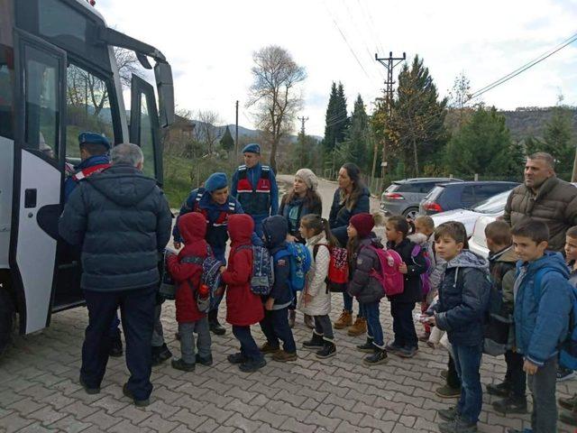 Çınarcık’ta öğrenci servislerine denetim