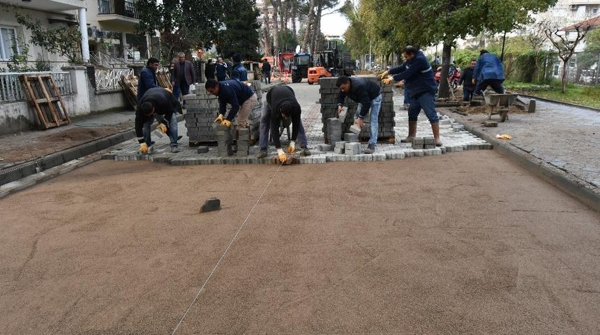 Üst Fevzipaşa’da yol ve kaldırım yenileniyor