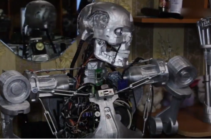 Rus mühendis 'Terminatör'ün kopyasını yaptı G2